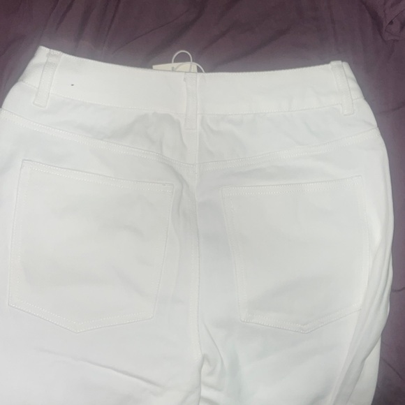 Peppermayo Exclusive - Back Again Straight Leg Denim Jeans - White - Picture 7 of 10